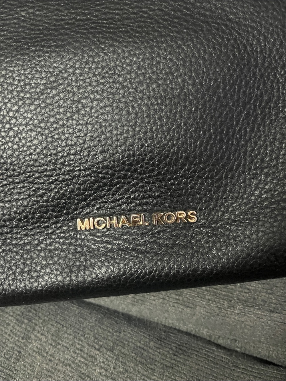 Michael Kors Black Pebbled Leather Shoulder Bag with Gold Chain Trim - Picture 13 of 14